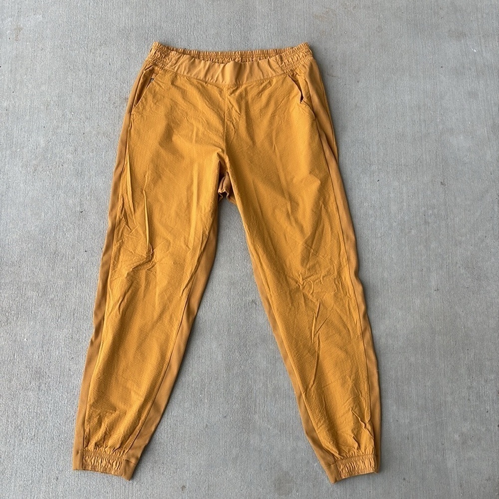 Athleta Textured Brooklyn Jogger Pants Size 10 - Picture 2 of 6